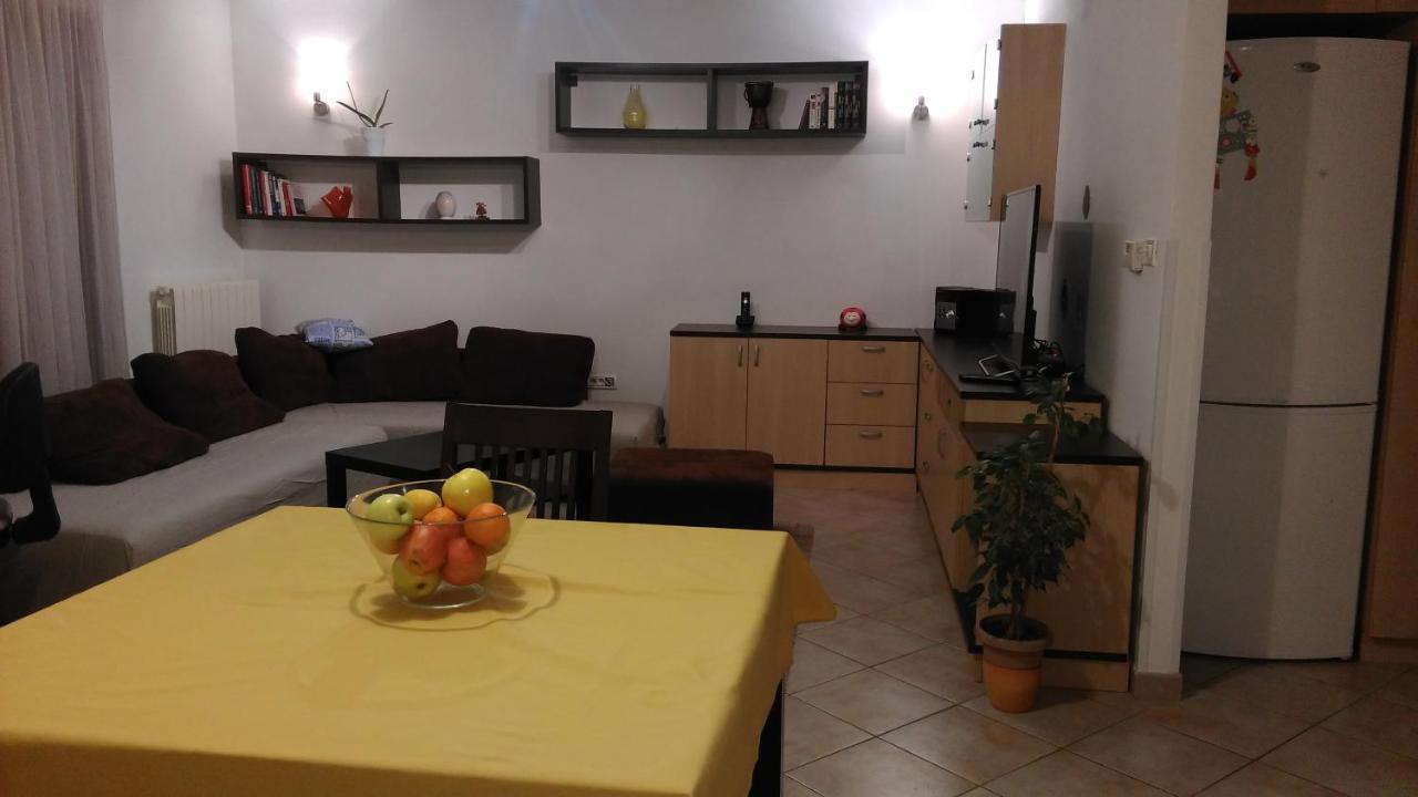 Lair By The Sea - Stoja, Pula Apartment Bagian luar foto