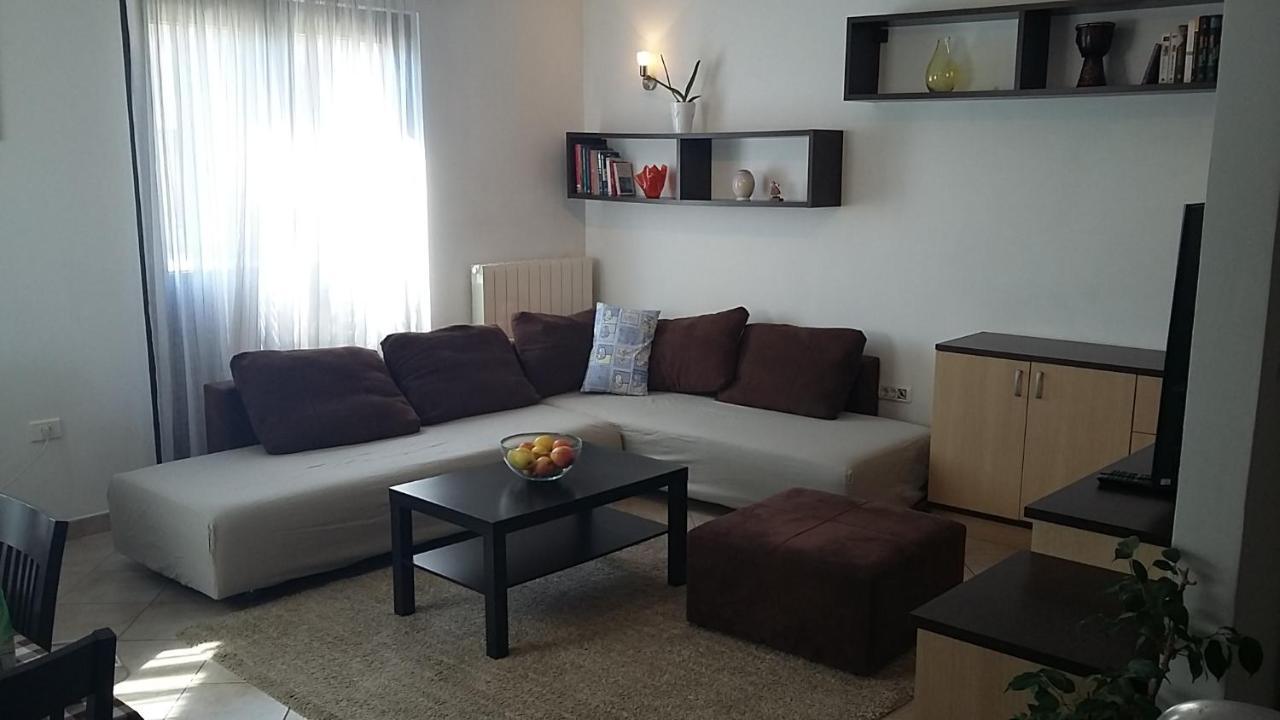 Lair By The Sea - Stoja, Pula Apartment Bagian luar foto